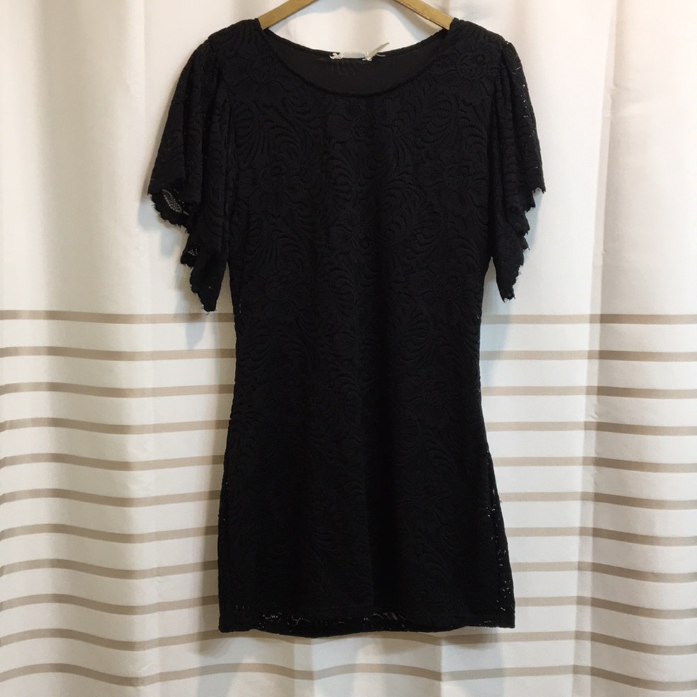 Black lace cocktail dress